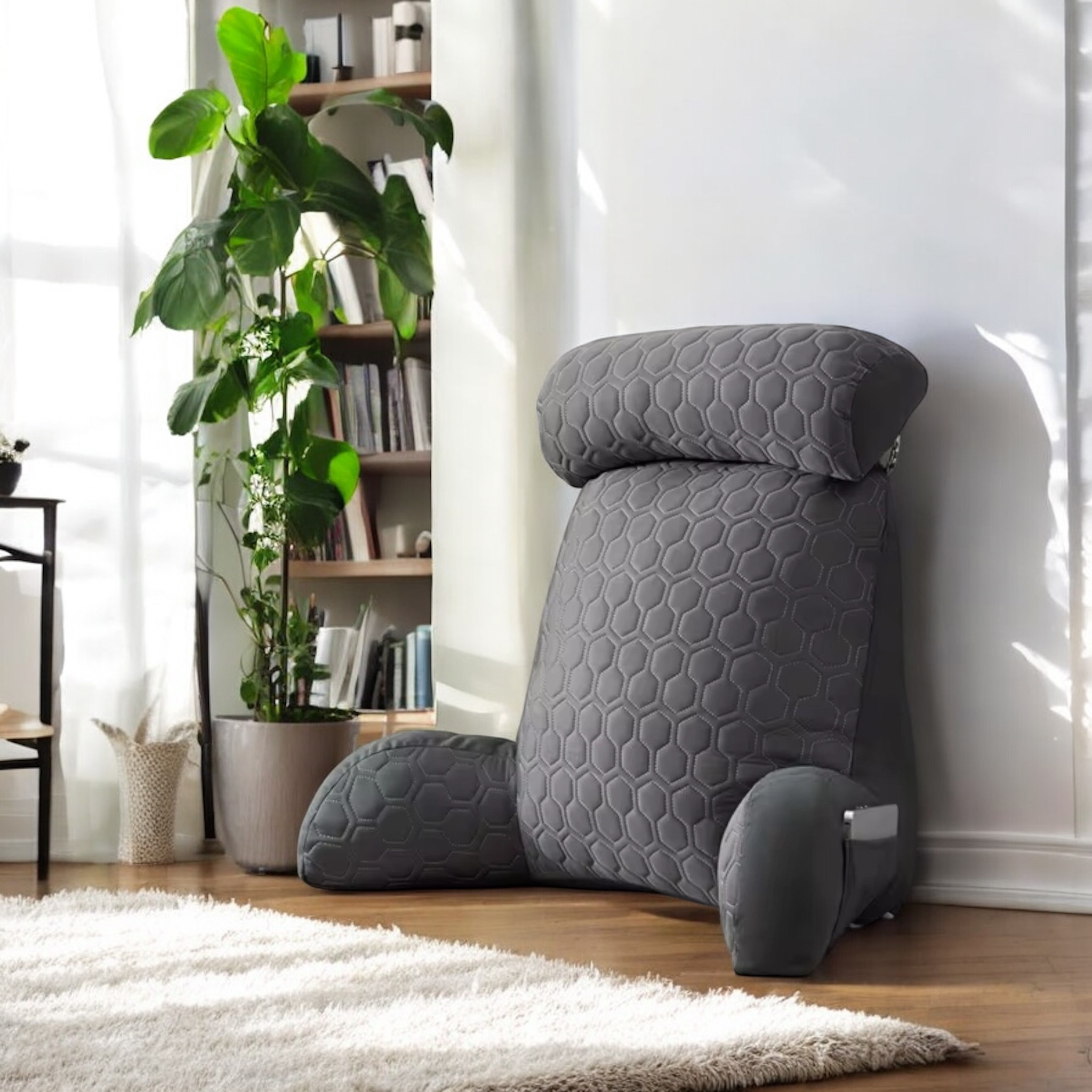 NuVibe Cushion Pearl Grey - Winter Picture